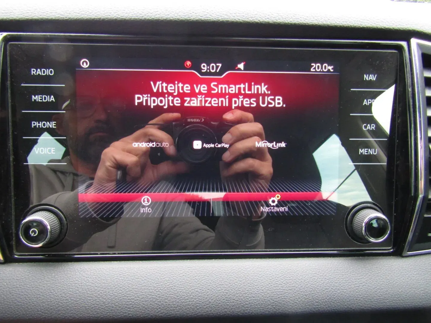 Škoda Karoq - Náhled 38