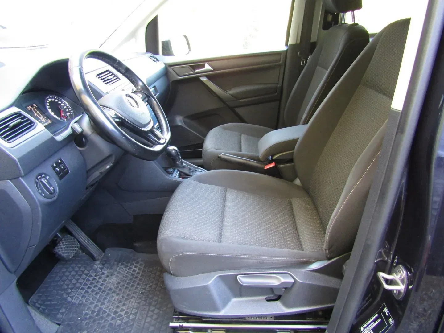 Volkswagen Caddy - Náhled 19