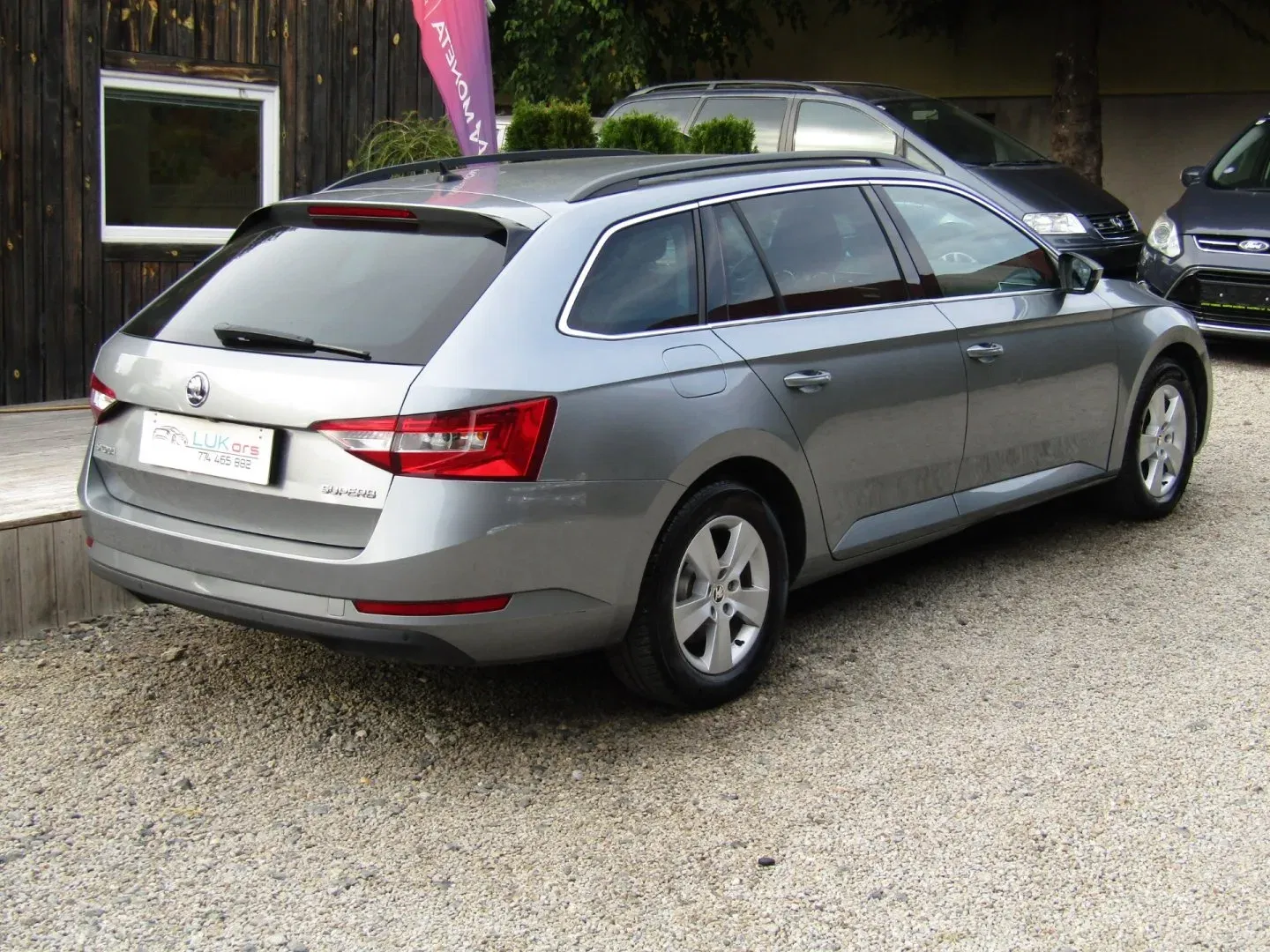 Škoda Superb - Náhled 11