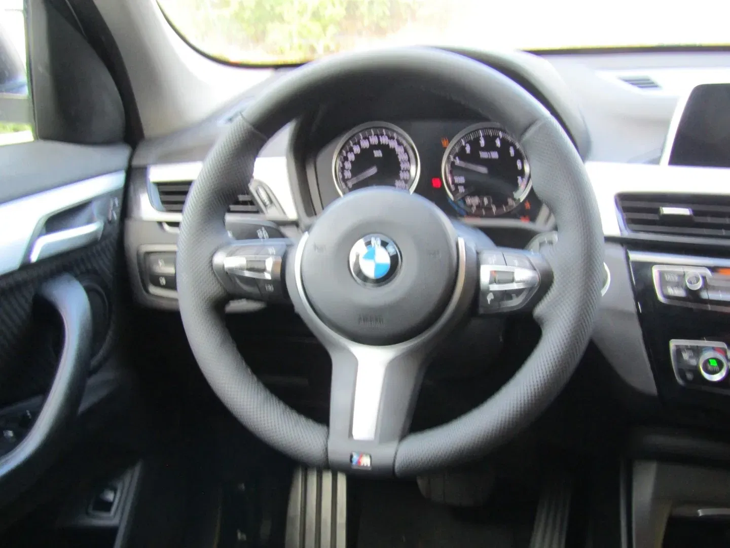 BMW X1 - Náhled 14