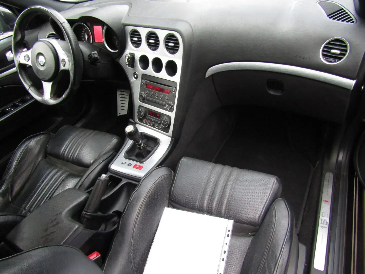 Alfa Romeo 159 - Náhled 14