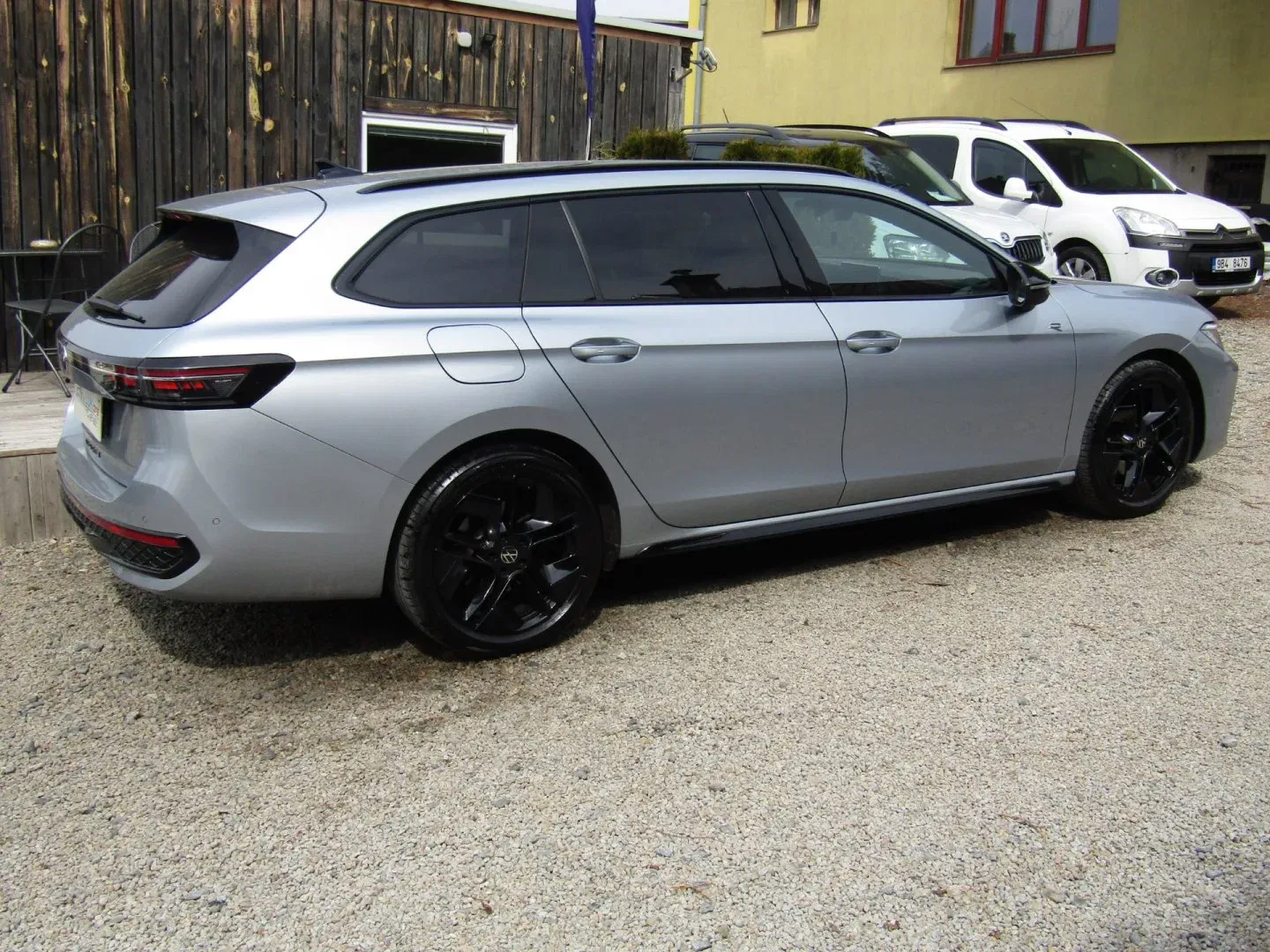 Volkswagen Passat - Náhled 10