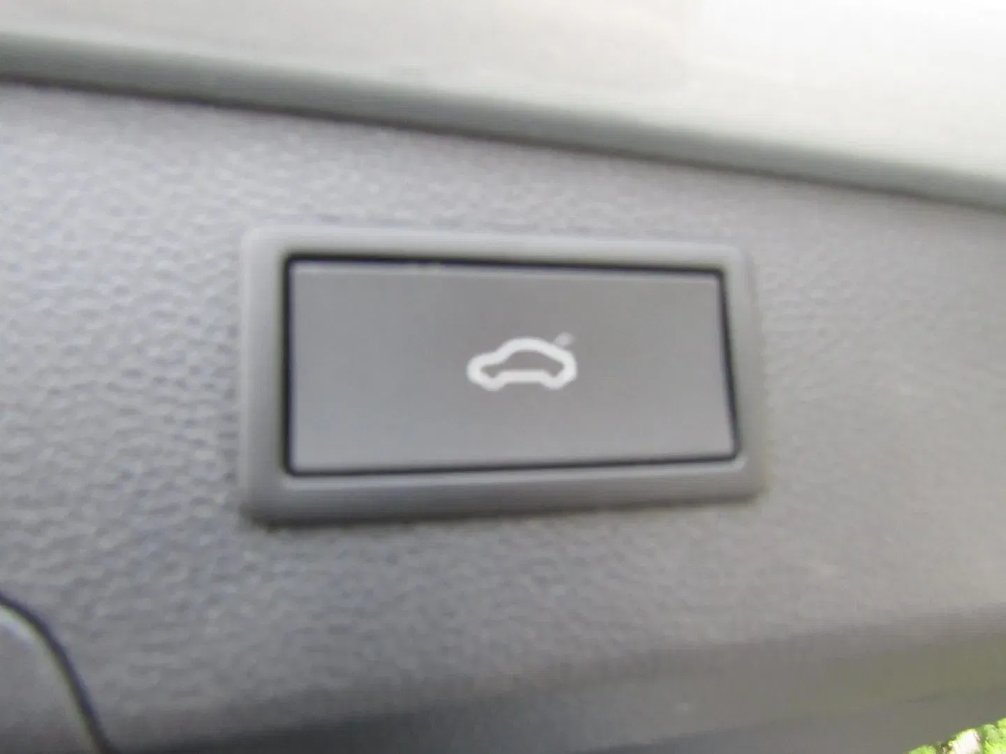 Volkswagen Passat - Náhled 27