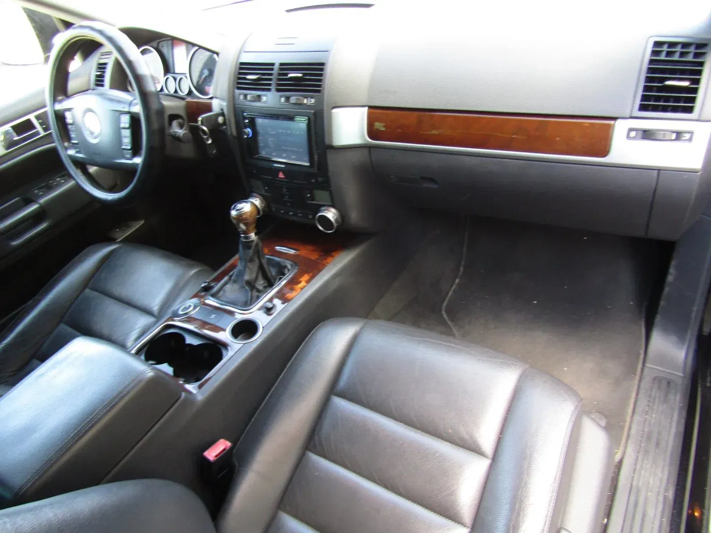 Volkswagen Touareg - Náhled 13