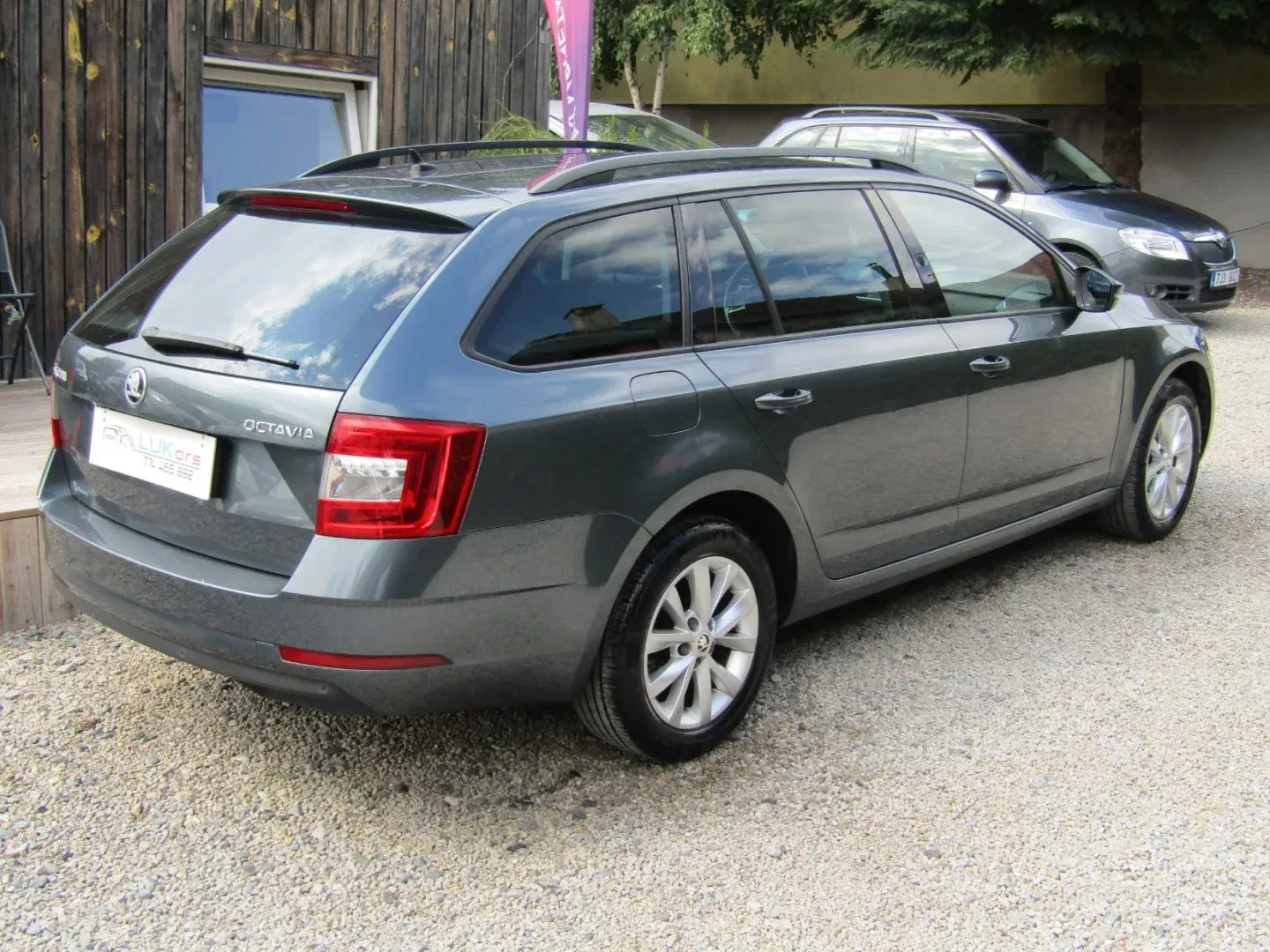 Škoda Octavia - Náhled 11