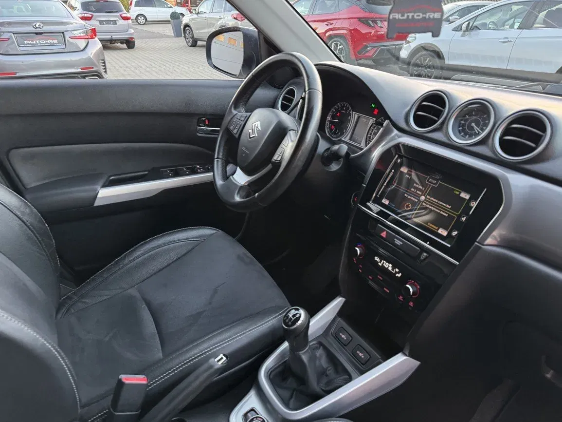 Suzuki Vitara - Náhled 17