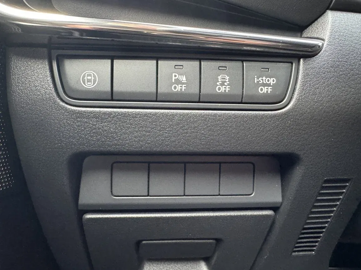 Mazda 3 - Náhled 8