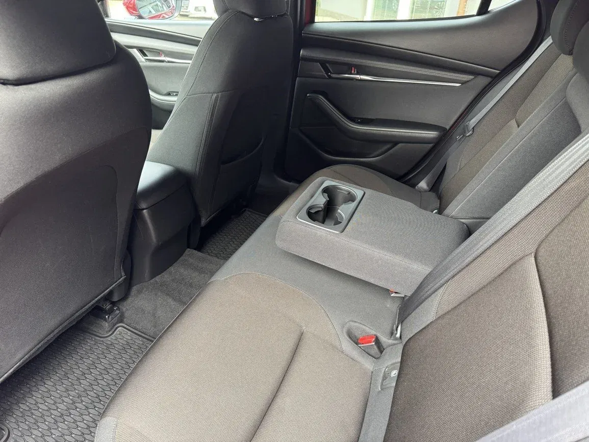 Mazda 3 - Náhled 25