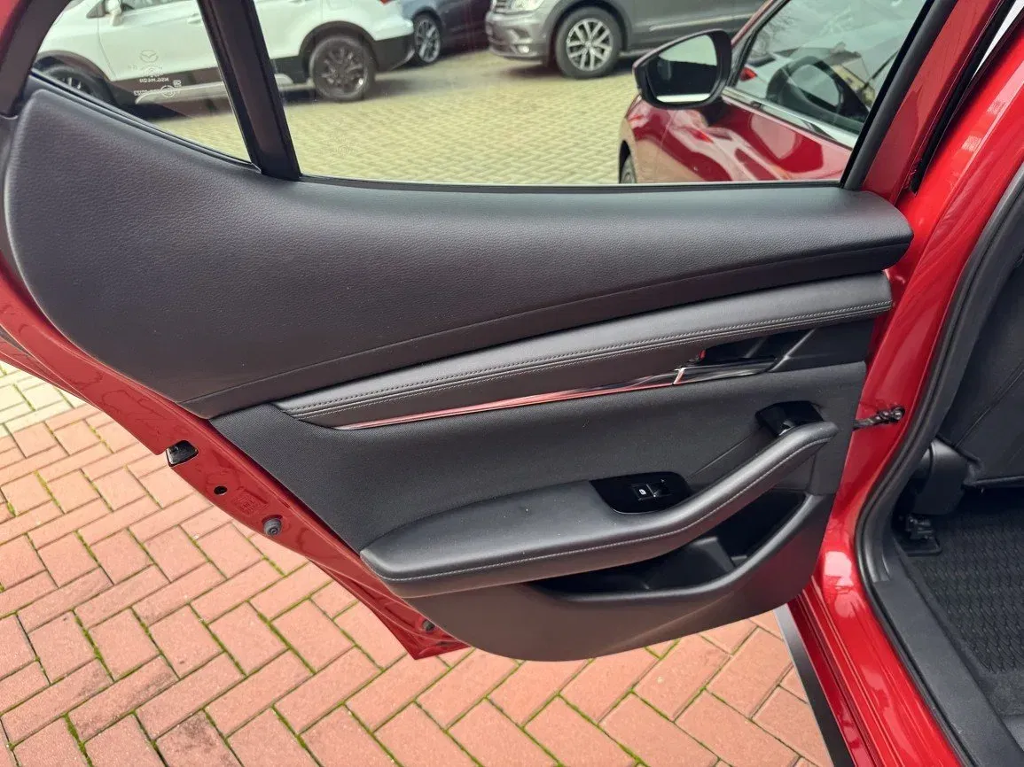 Mazda 3 - Náhled 26