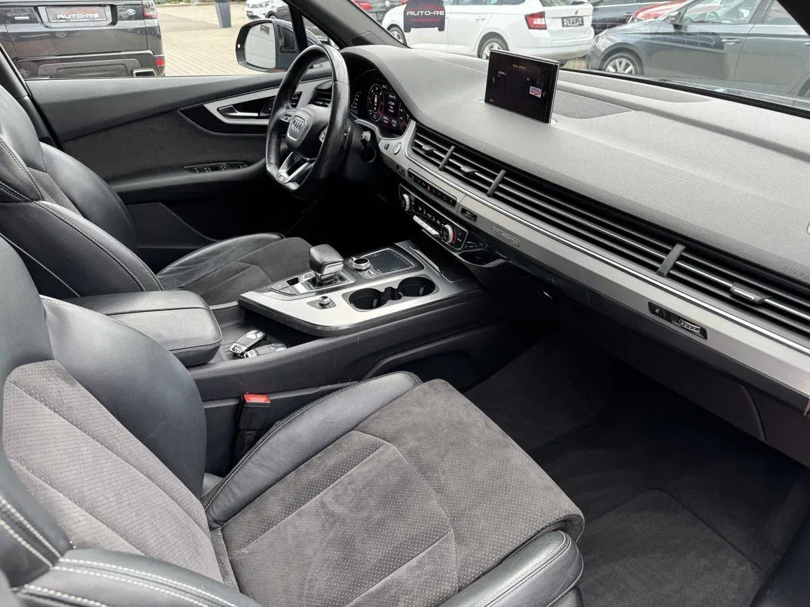 Audi Q7 - Náhled 17