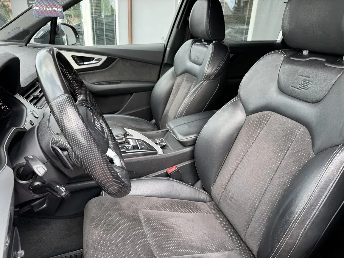 Audi Q7 - Náhled 29