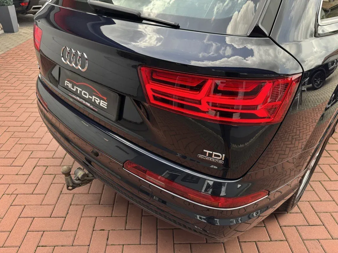 Audi Q7 - Náhled 40