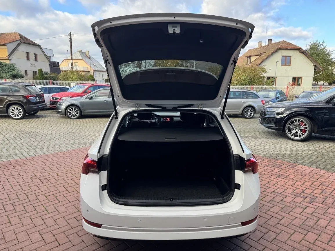 Škoda Octavia - Náhled 20