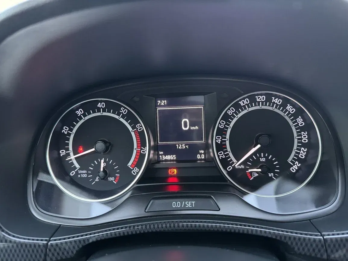 Škoda Fabia - Náhled 8