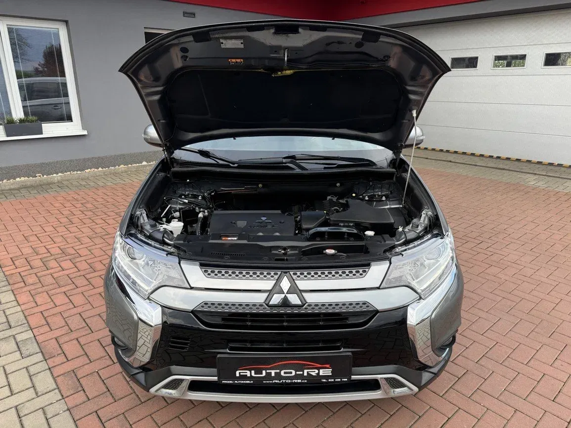 Mitsubishi Outlander - Náhled 32