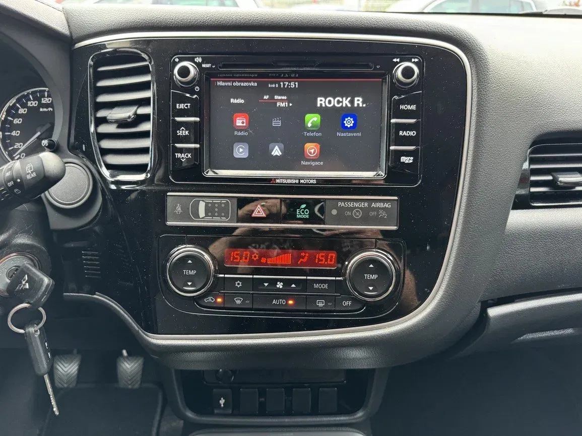 Mitsubishi Outlander - Náhled 11