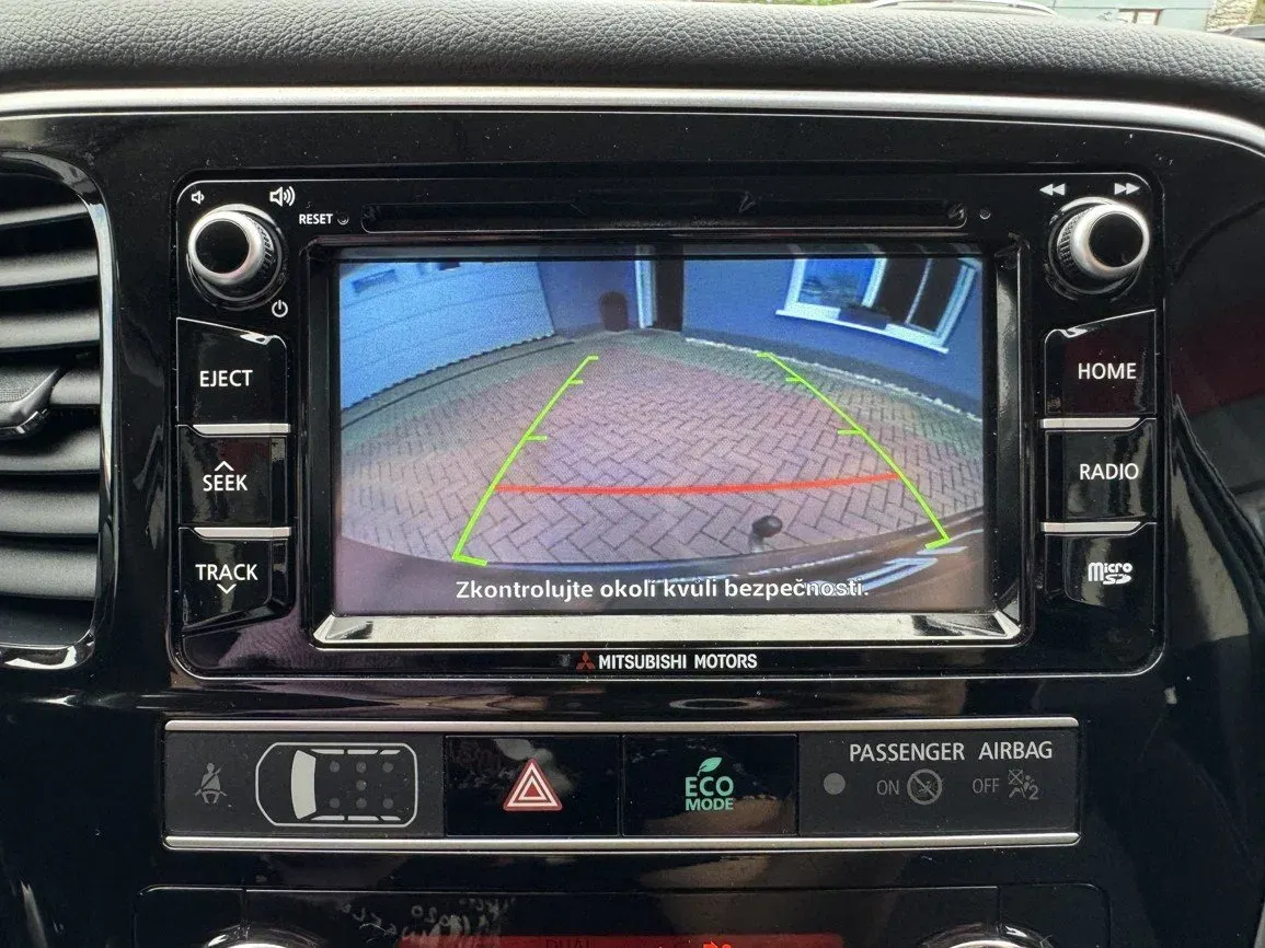 Mitsubishi Outlander - Náhled 15