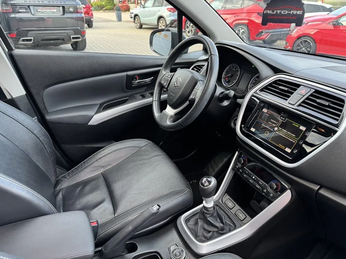 Suzuki SX4 S-Cross - Náhled 19