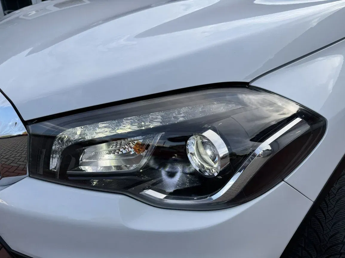 Suzuki SX4 S-Cross - Náhled 34