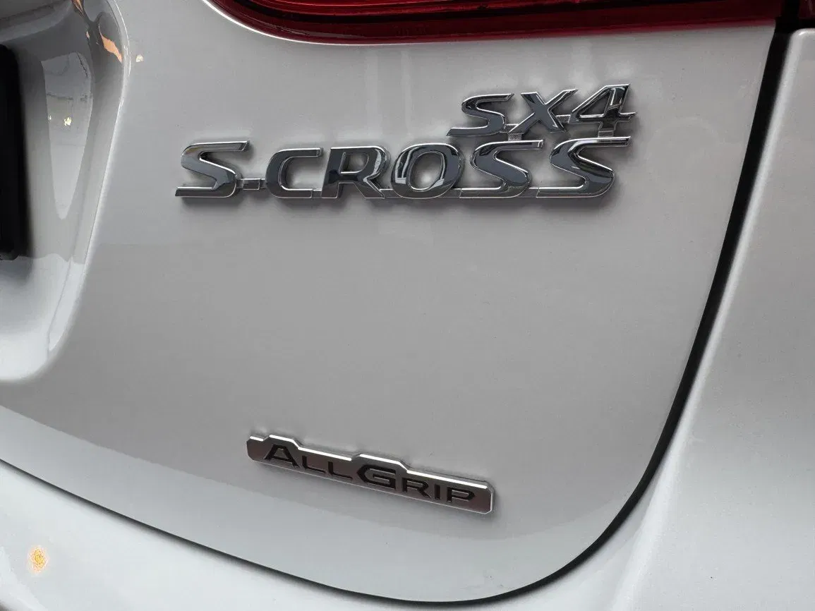 Suzuki SX4 S-Cross - Náhled 42