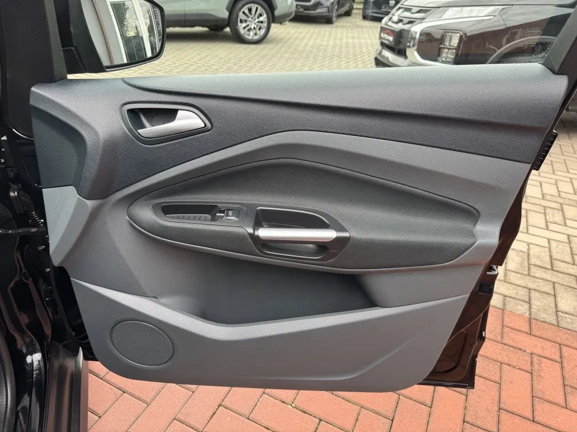 Ford Grand C-MAX - Náhled 16