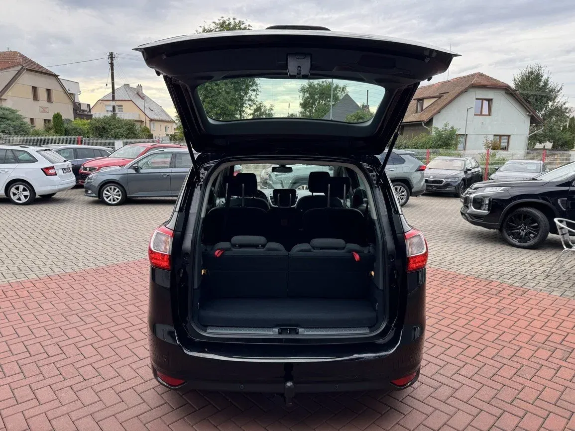 Ford Grand C-MAX - Náhled 19