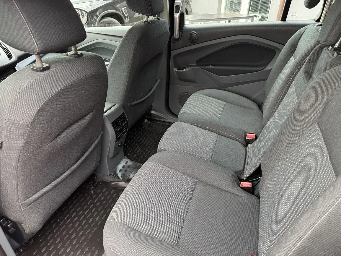 Ford Grand C-MAX - Náhled 21