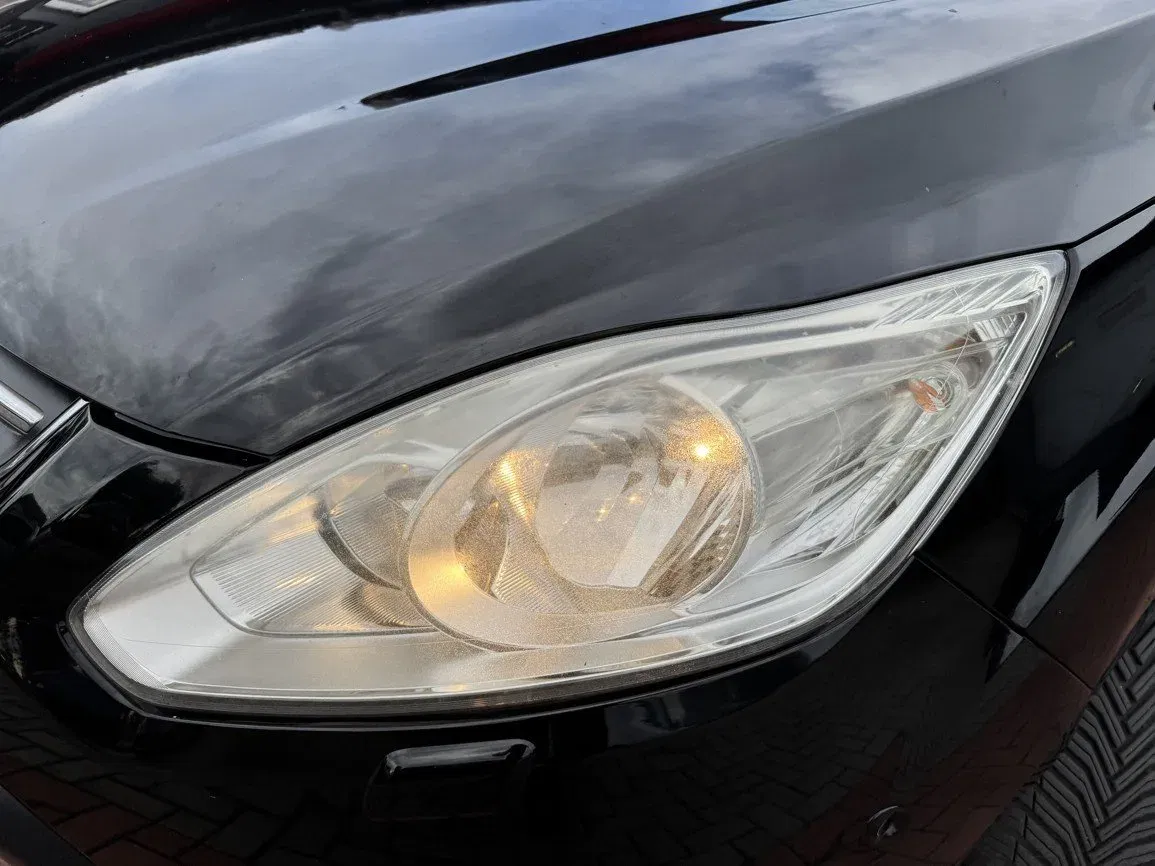 Ford Grand C-MAX - Náhled 33