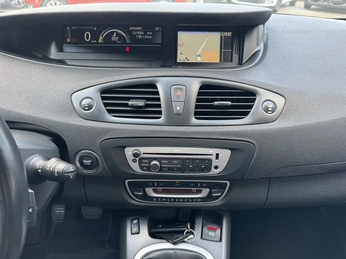 Renault Grand Scénic - Náhled 10