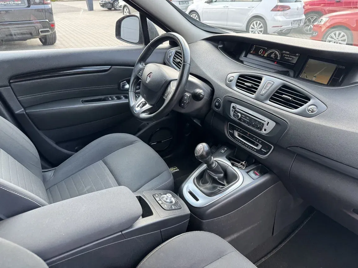 Renault Grand Scénic - Náhled 15