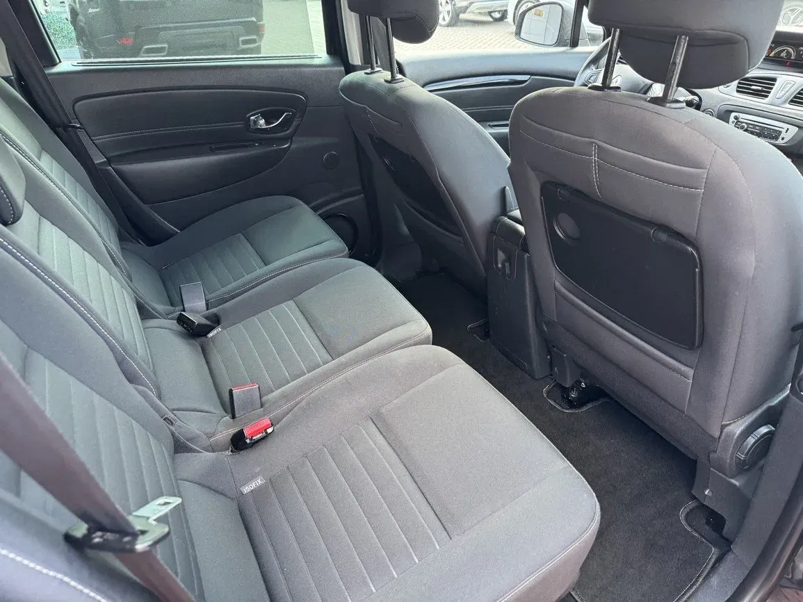 Renault Grand Scénic - Náhled 18