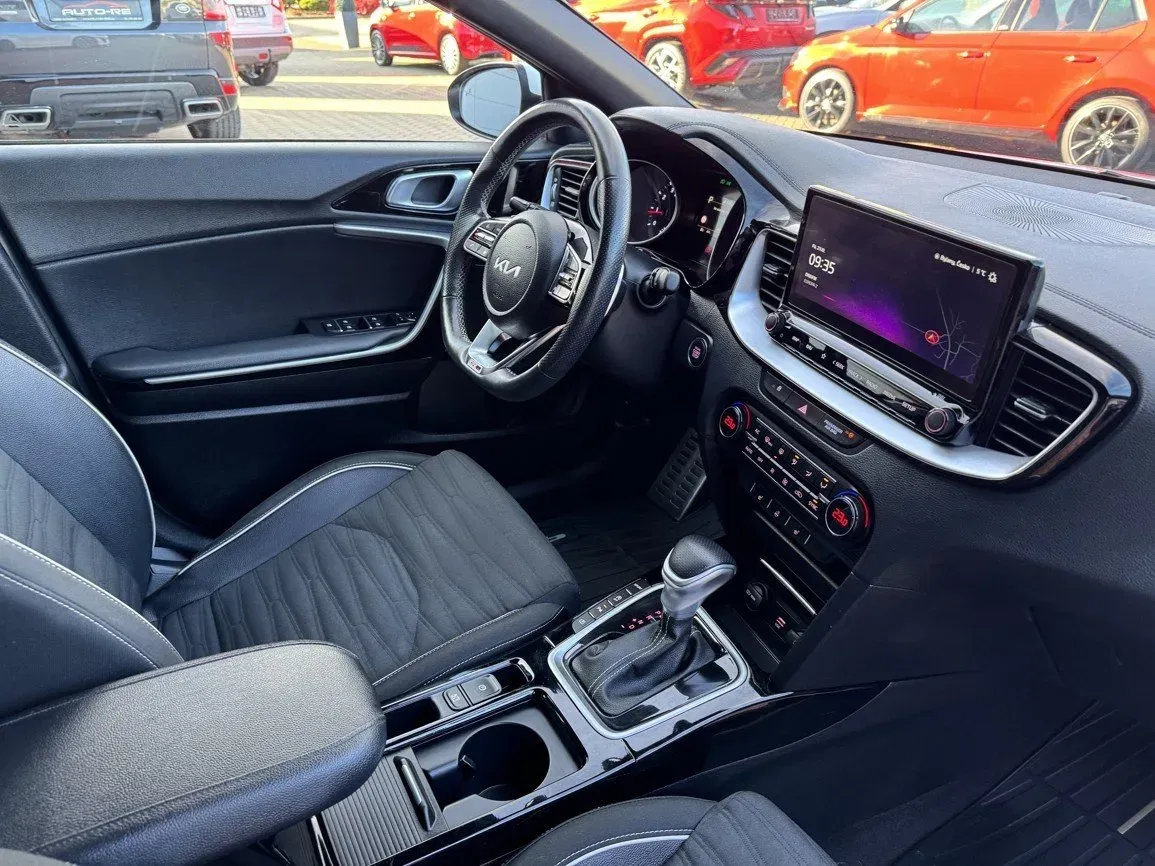 Kia Cee´d - Náhled 18