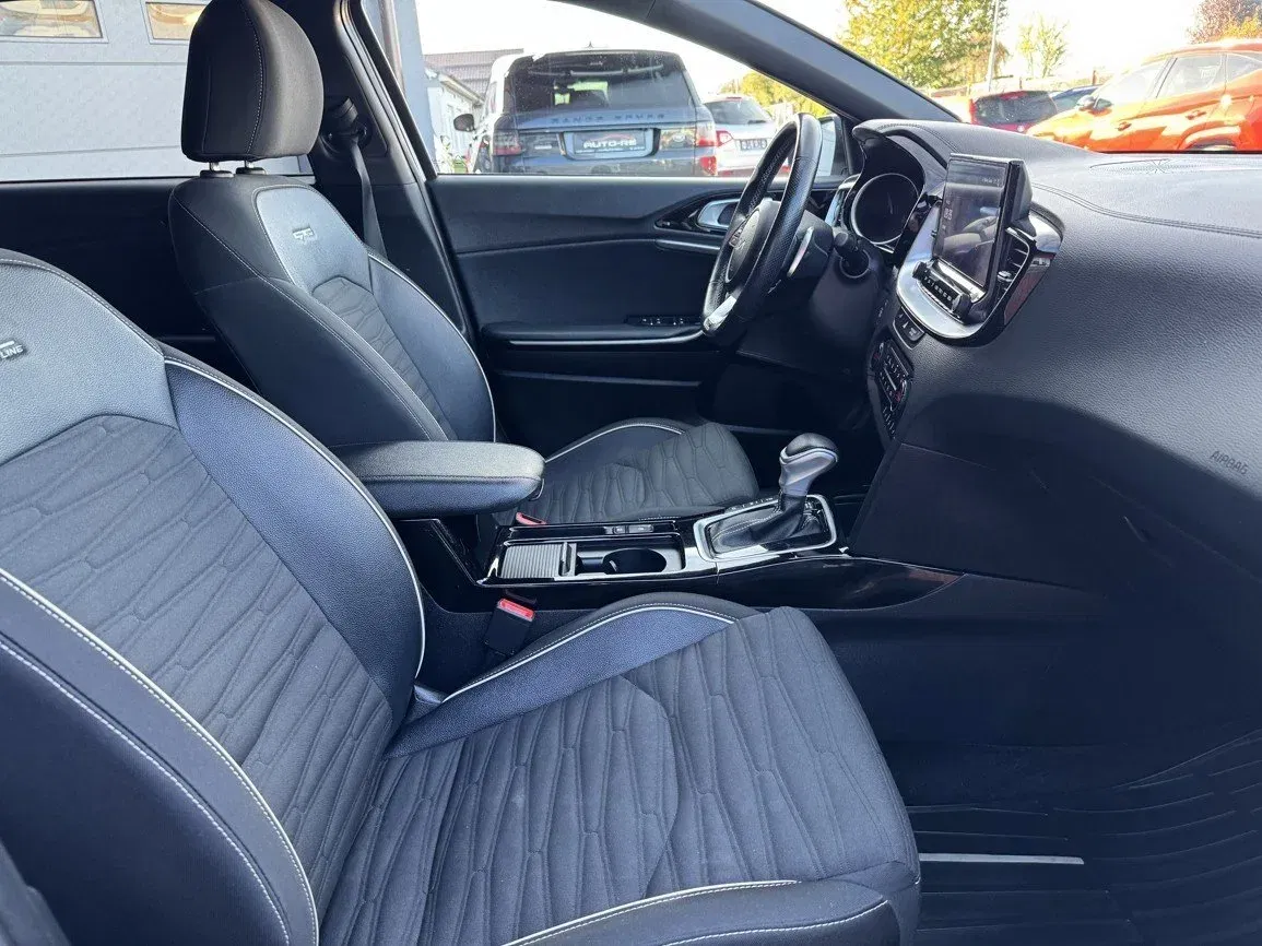 Kia Cee´d - Náhled 19