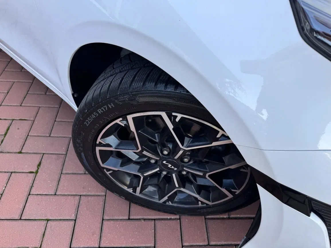 Kia Cee´d - Náhled 45