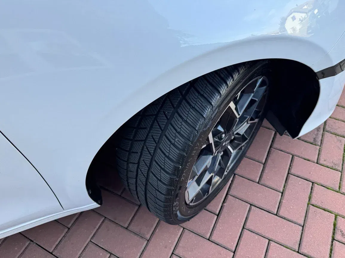 Kia Cee´d - Náhled 46