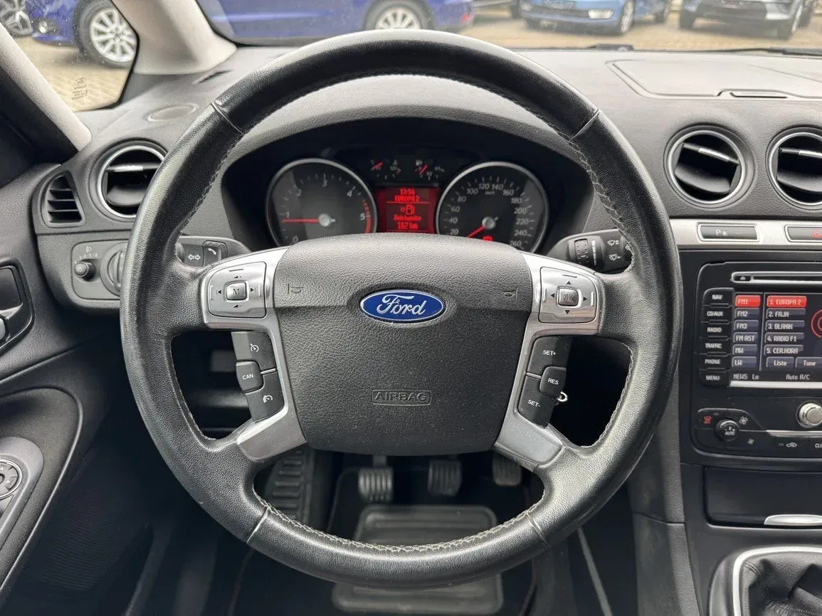 Ford Galaxy - Náhled 7