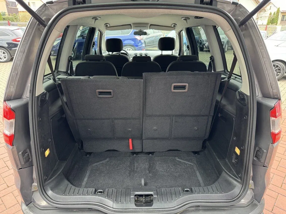 Ford Galaxy - Náhled 20