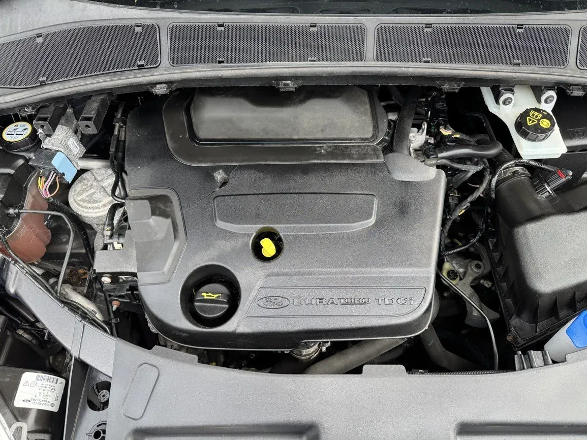 Ford Galaxy - Náhled 32