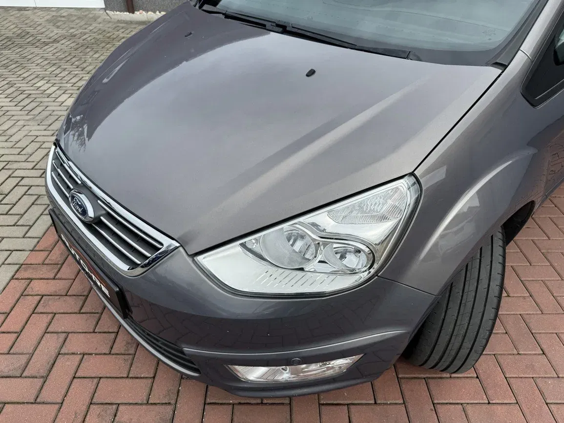 Ford Galaxy - Náhled 33