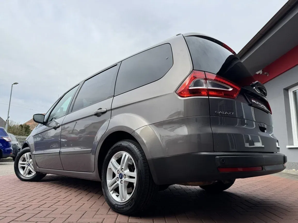 Ford Galaxy - Náhled 45