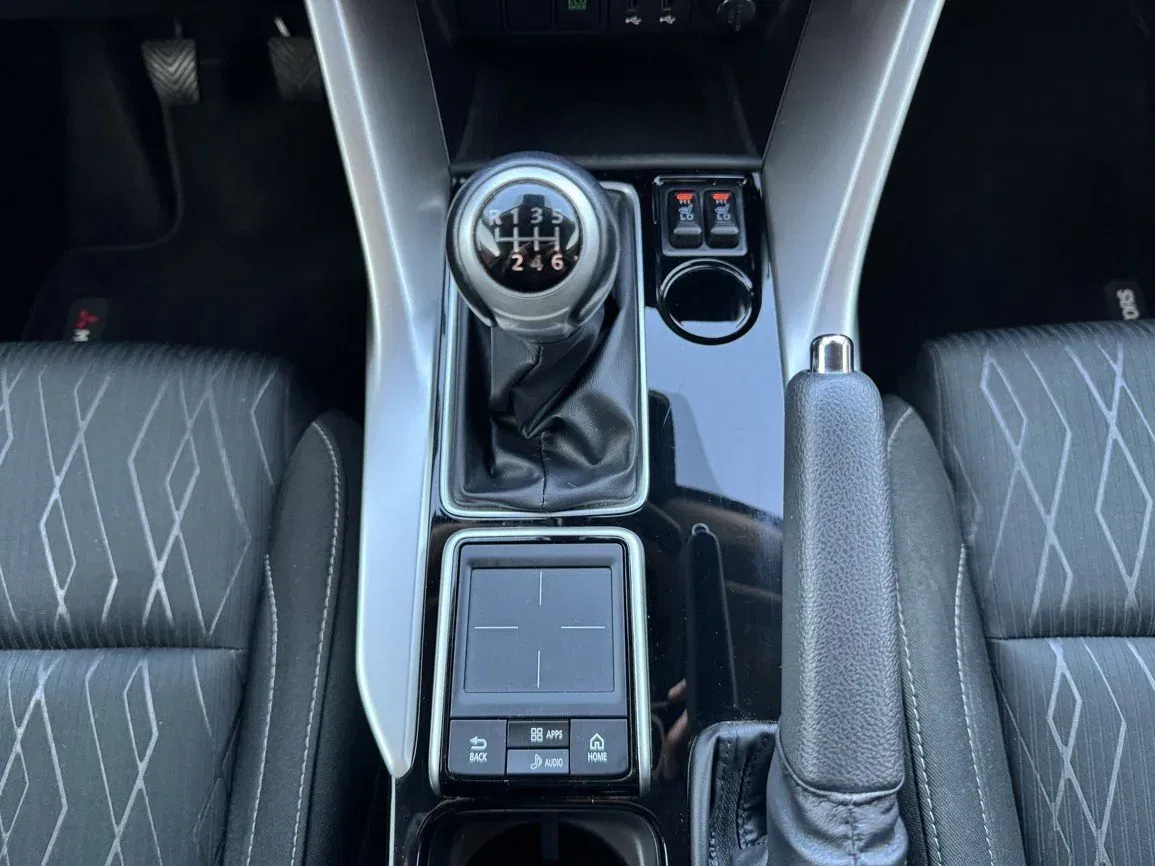 Mitsubishi Eclipse Cross - Náhled 9