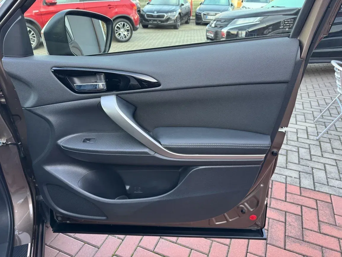 Mitsubishi Eclipse Cross - Náhled 20