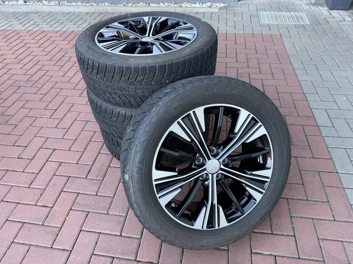 Mitsubishi Eclipse Cross - Náhled 48