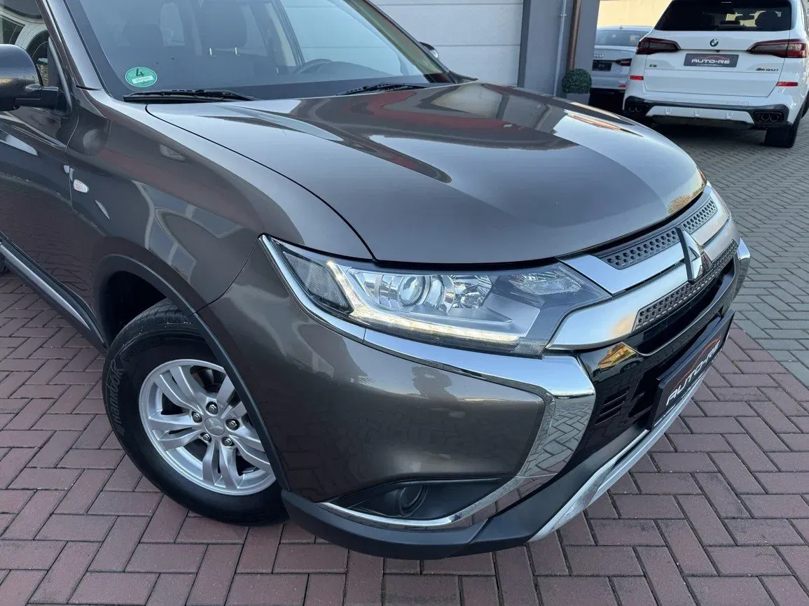 Mitsubishi Outlander - Náhled 35