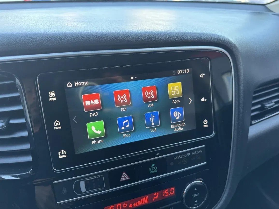 Mitsubishi Outlander - Náhled 11