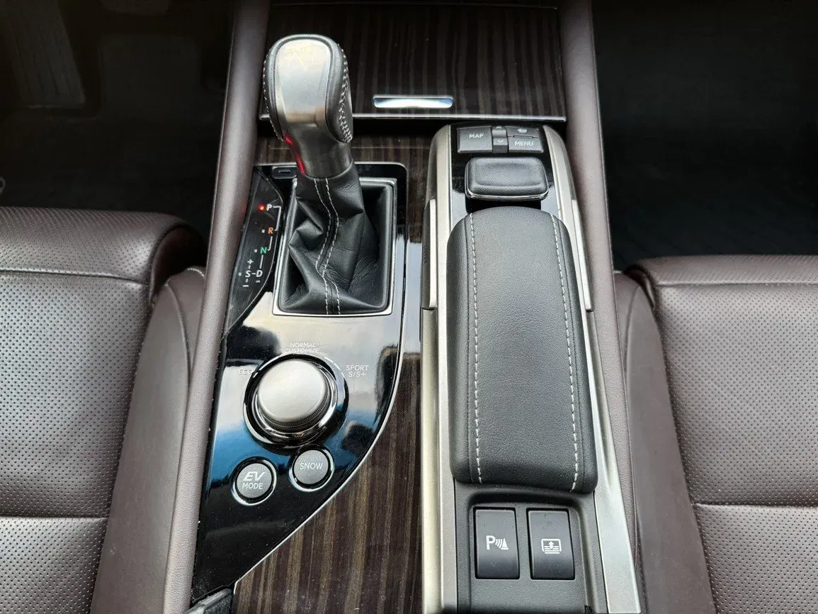 Lexus GS 450h - Náhled 10