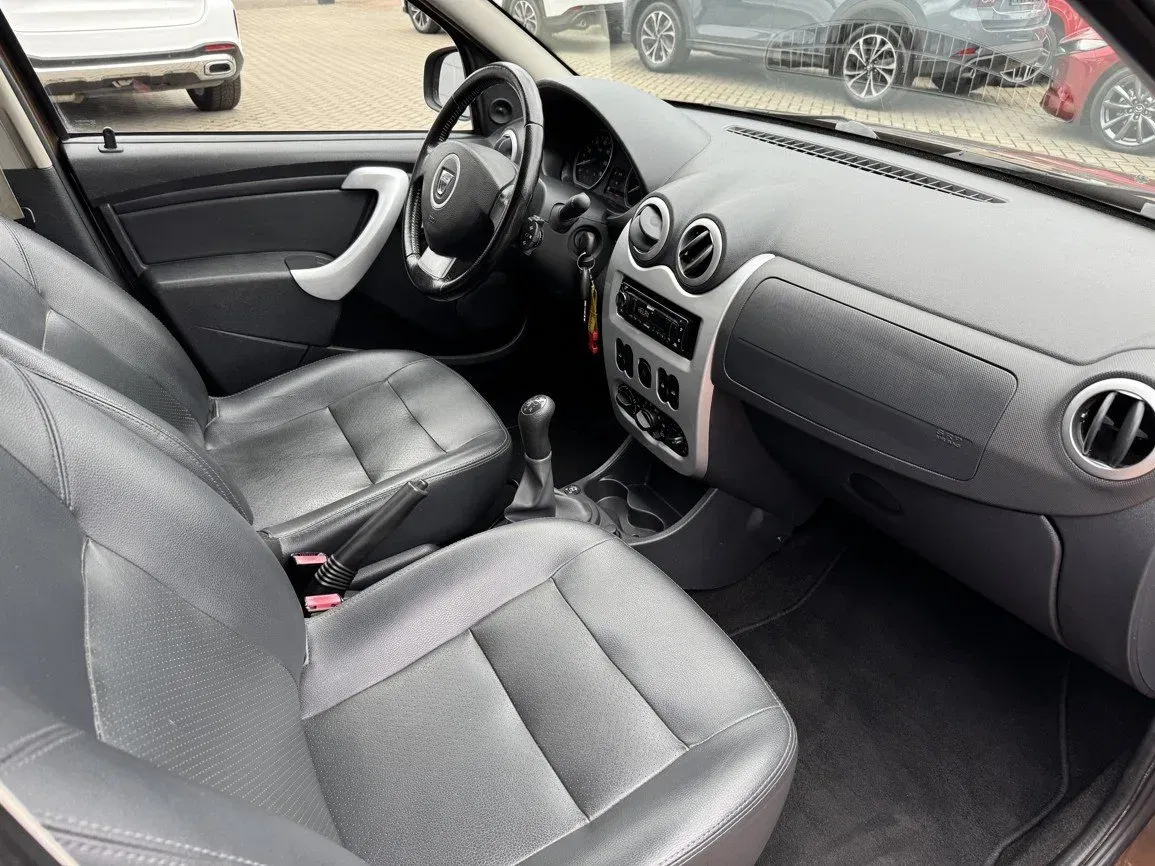 Dacia Sandero - Náhled 15