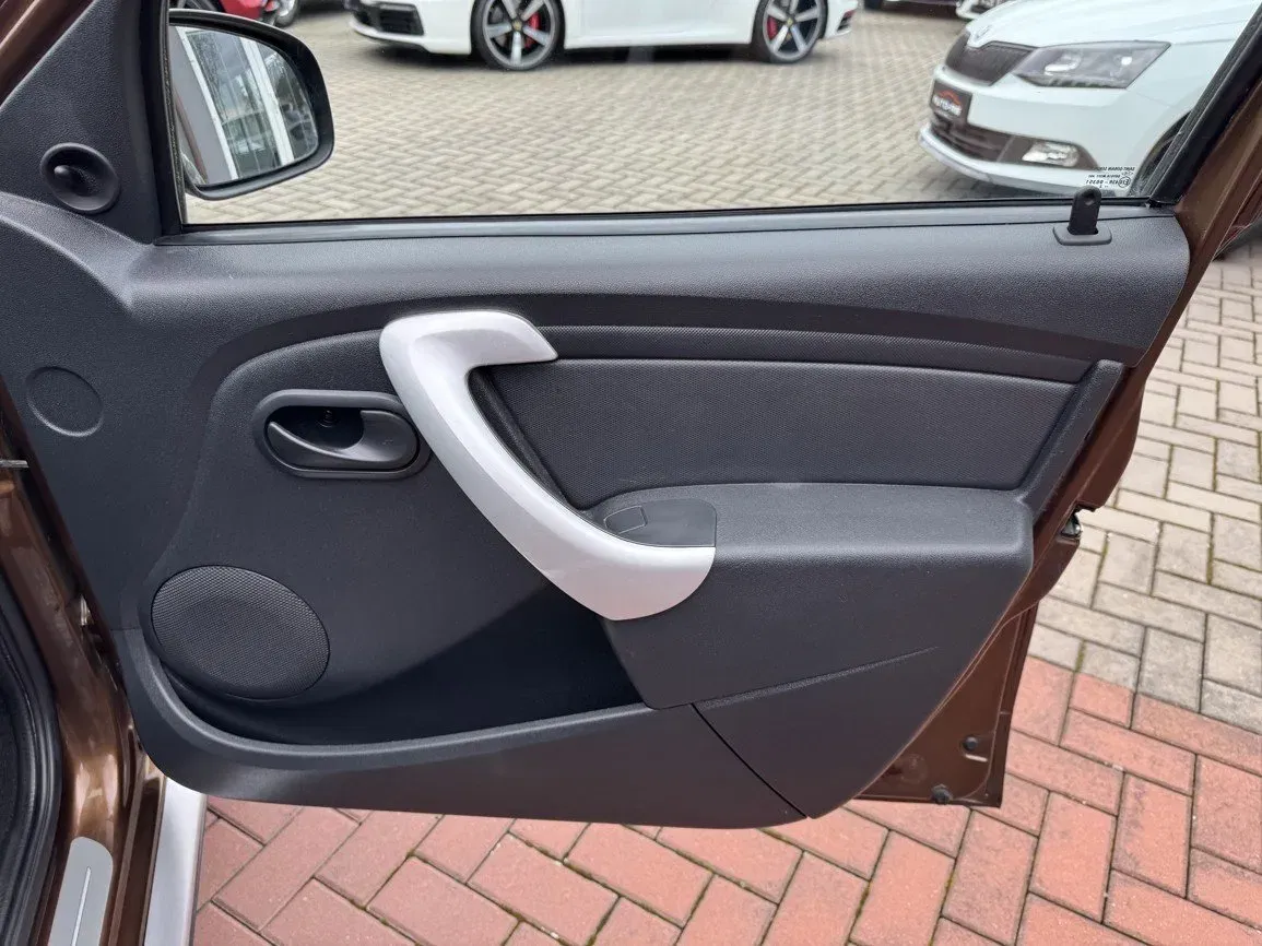 Dacia Sandero - Náhled 18