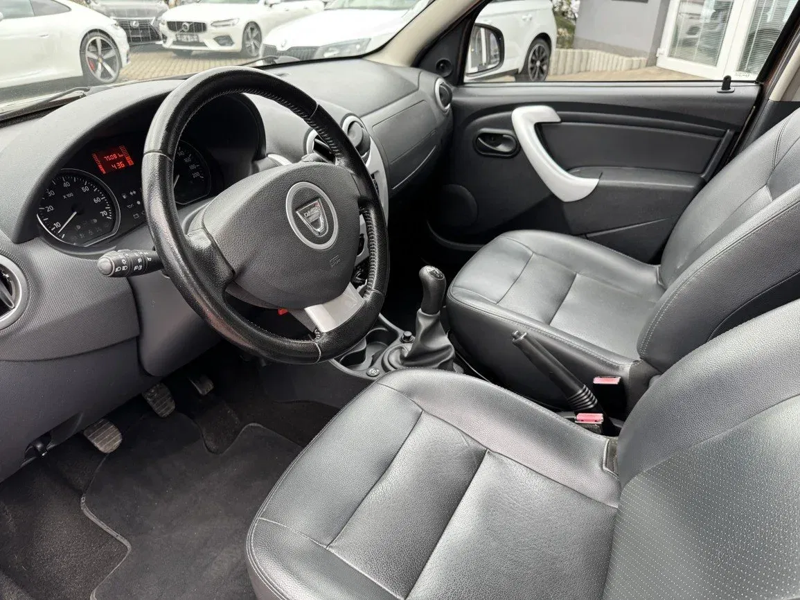 Dacia Sandero - Náhled 25