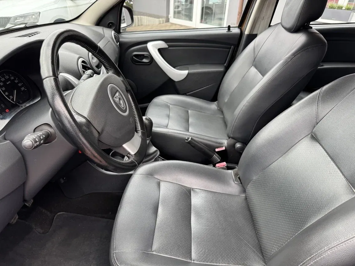 Dacia Sandero - Náhled 26